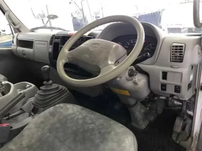 Hino DUTRO