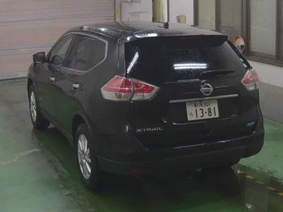 Nissan X-TRAIL