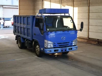 Mazda TITAN