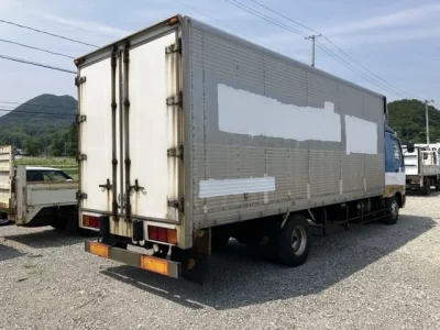 Mitsubishi FUSO FIGHTER