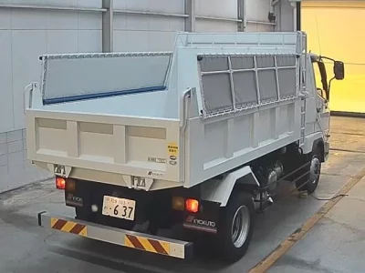Mitsubishi FUSO FIGHTER