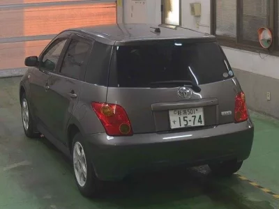 Toyota IST