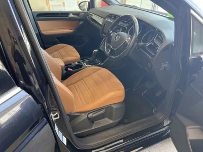 Volkswagen GOLF TOURAN