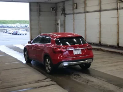 Mercedes-Benz GLA CLASS