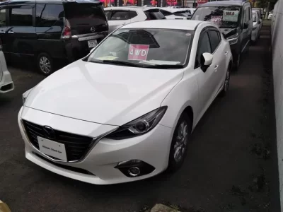 Mazda AXELA