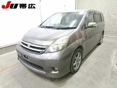 Toyota ISIS