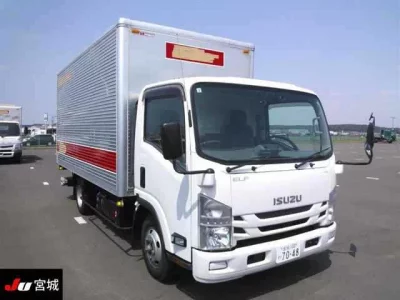 Isuzu ELF