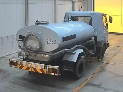 Mitsubishi FUSO FIGHTER
