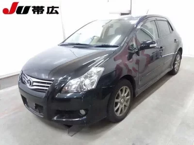 Toyota BLADE