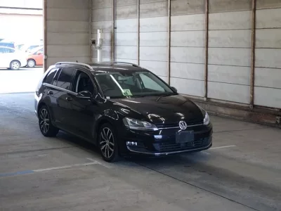 Volkswagen GOLF VARIANT