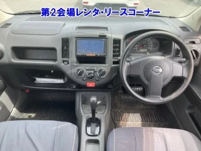 Nissan AD
