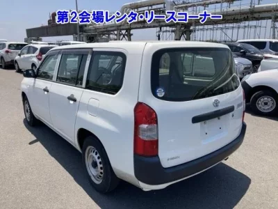 Toyota SUCCEED