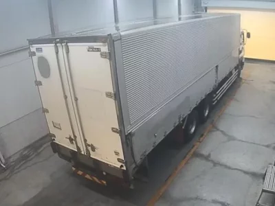 Isuzu TRUCK