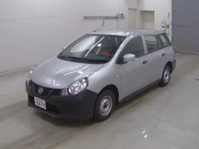 Nissan AD