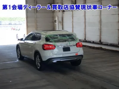 Mercedes-Benz GLA CLASS