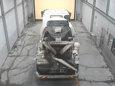 Isuzu TRUCK