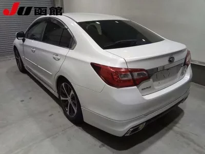 Subaru LEGACY B4