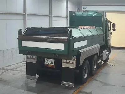 Isuzu TRUCK