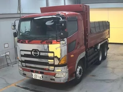 Hino TRUCK