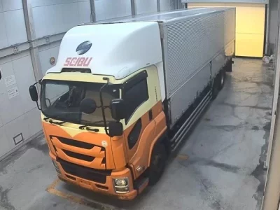 Isuzu TRUCK