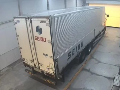 Isuzu TRUCK