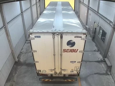 Isuzu TRUCK