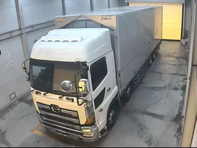 Hino TRUCK