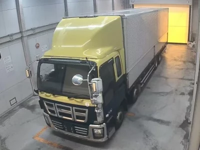 Isuzu TRUCK