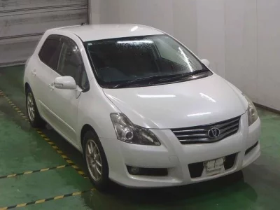 Toyota BLADE