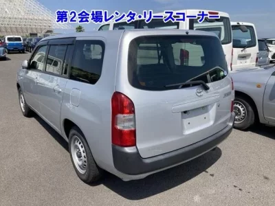 Toyota SUCCEED
