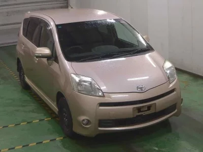 Toyota PASSO SETTE