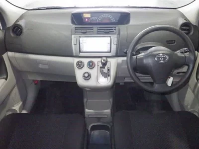 Toyota PASSO SETTE