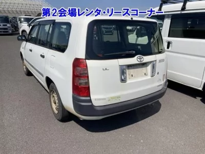 Toyota SUCCEED