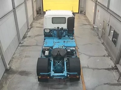 Isuzu TRUCK