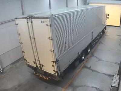Hino TRUCK