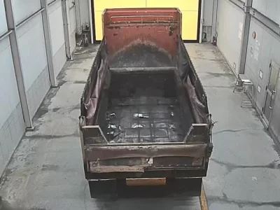 Isuzu TRUCK