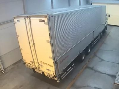 Isuzu TRUCK