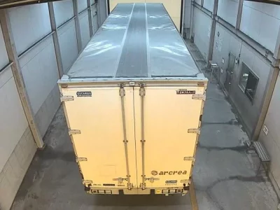 Isuzu TRUCK