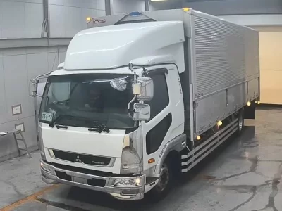 Mitsubishi FUSO FIGHTER