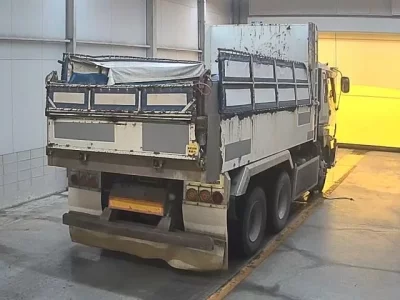Isuzu TRUCK