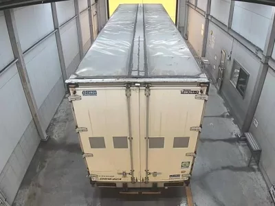 Isuzu TRUCK
