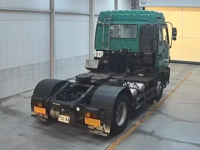 Isuzu TRUCK