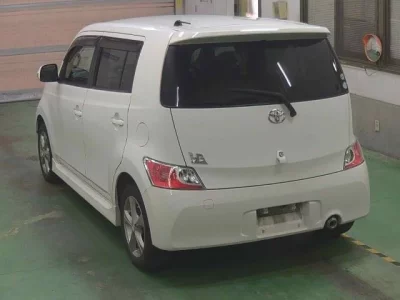 Toyota BB
