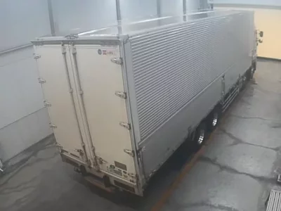 Hino TRUCK