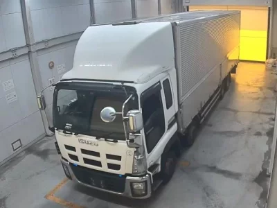 Isuzu TRUCK