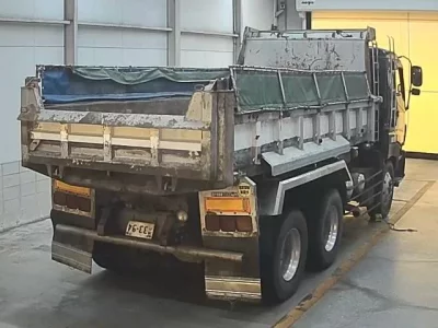 Isuzu TRUCK