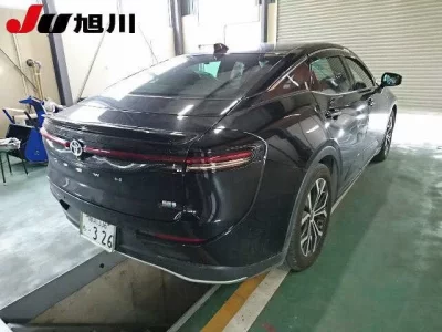 Toyota CROWN CROSSOVER