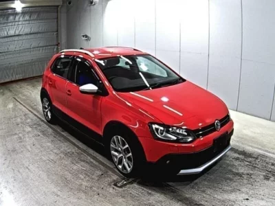 Volkswagen CROSS POLO