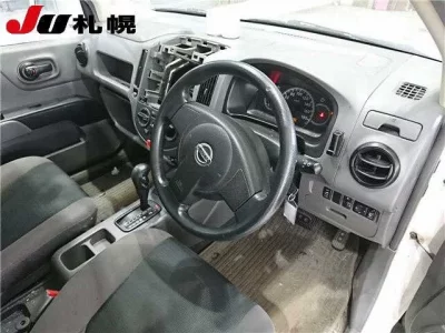 Nissan AD