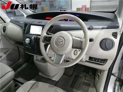 Mazda BIANTE